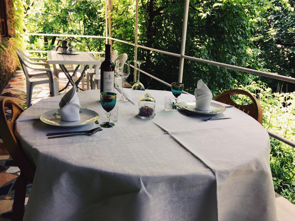Green House Hotel Lagodekhi Exterior photo
